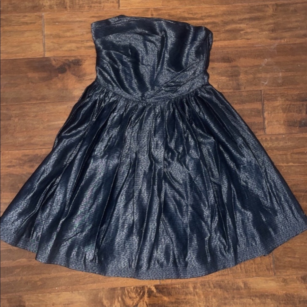 Size 2 Shoshanna Strapless Dress